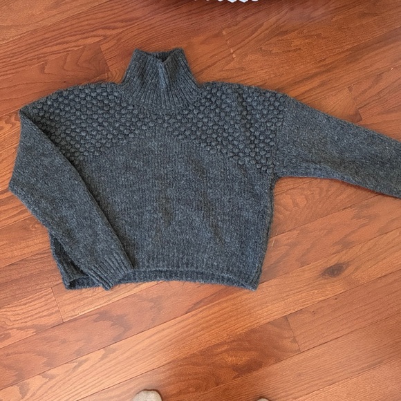 Free People sweater - Picture 2 of 6